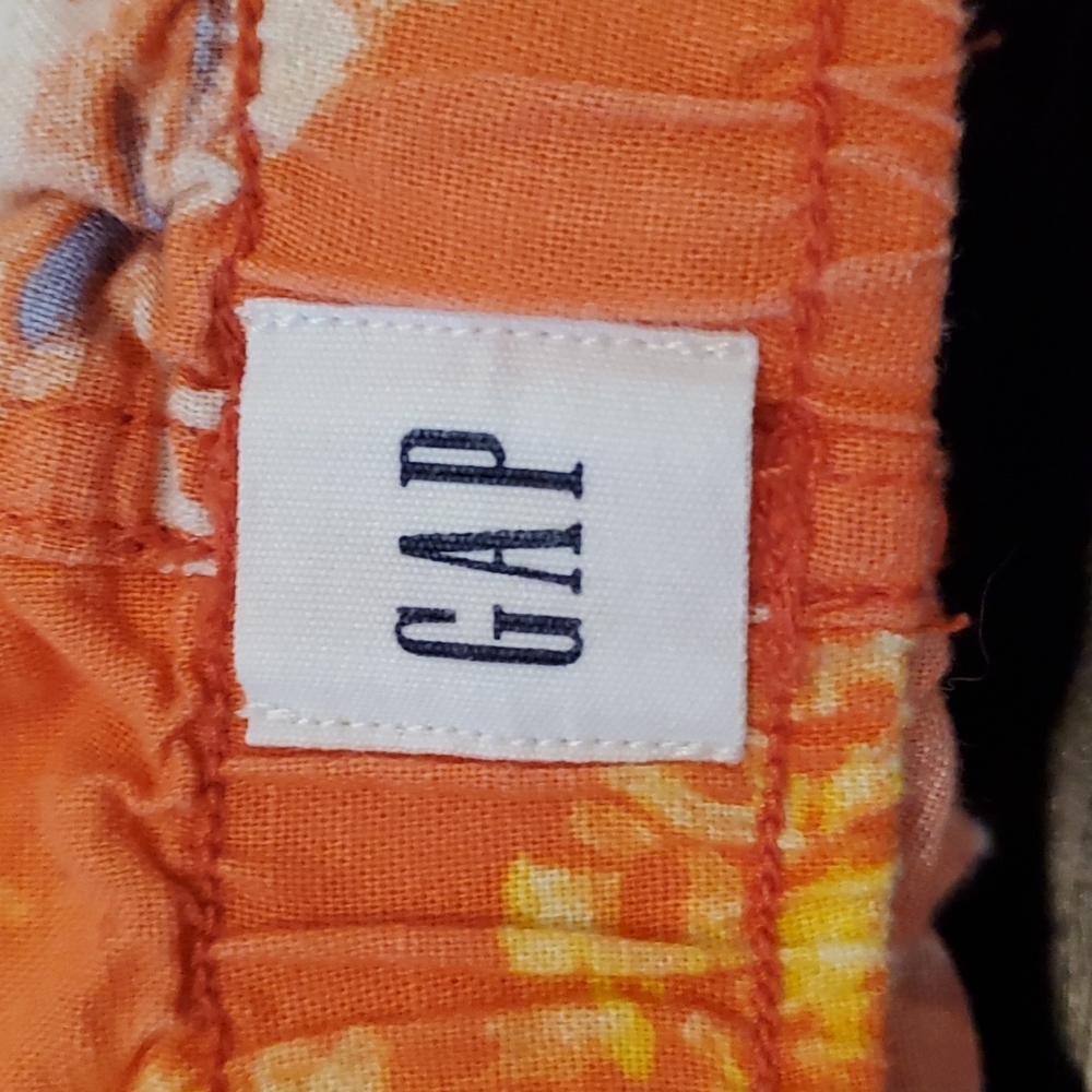 Shorts - Picture 3 of 5